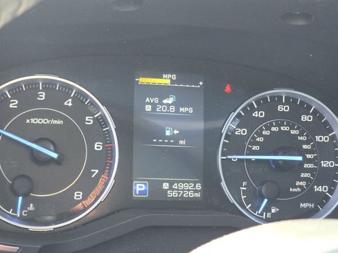 Used 2022 Subaru Ascent Limited w/ Technology Package image 32