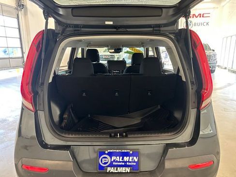 Used 2021 Kia Soul S image 31