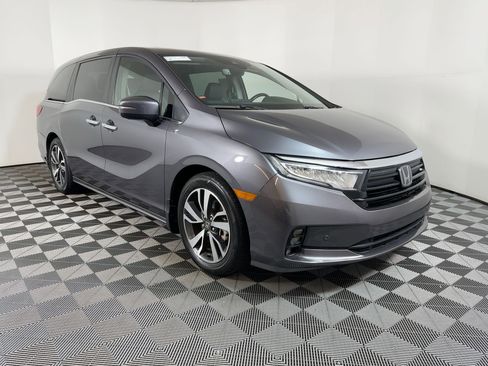 Used 2024 Honda Odyssey Touring image 6