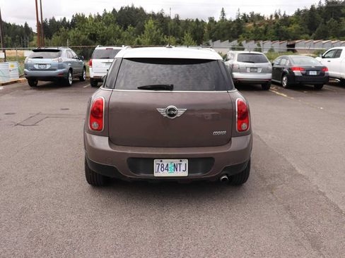 Used 2012 MINI Cooper Countryman FWD image 6