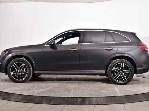 Used 2026 Mercedes-Benz GLC 300 4MATIC image 2