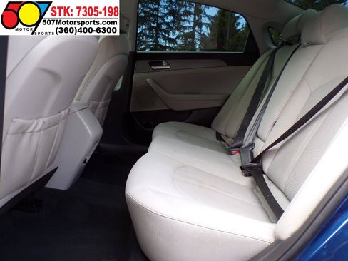 Used 2015 Hyundai Sonata SE FWD image 18