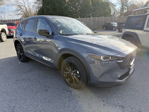 Used 2025 MAZDA CX-5 Carbon Edition image 3