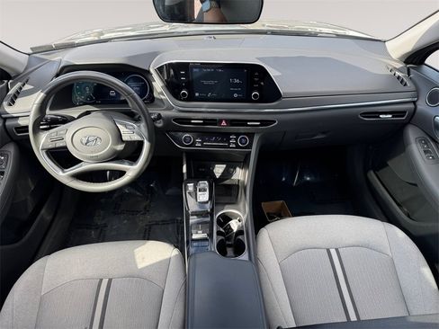 Used 2020 Hyundai Sonata SEL w/ Convenience + Sunroof Package image 10