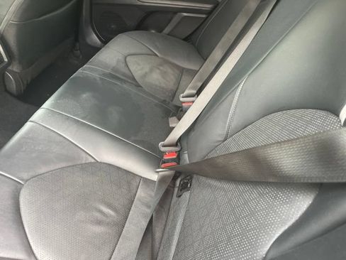 Used 2022 Toyota Camry XSE FWD image 23
