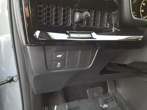 Used 2025 Honda CR-V EX-L image 14