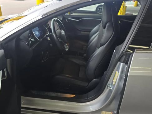 Used 2018 Tesla Model S 100D AWD/4WD image 4