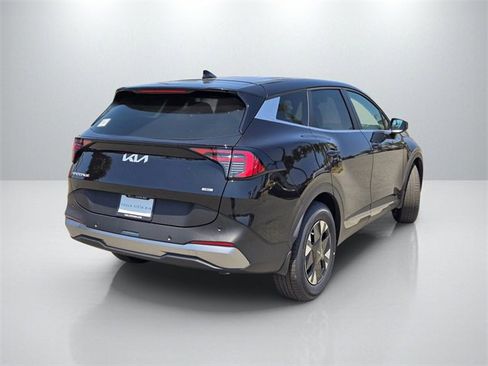 New 2026 Kia Sportage LX image 4