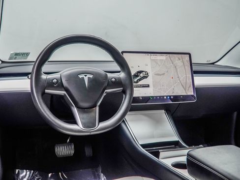 Used 2020 Tesla Model 3 Long Range AWD/4WD image 15