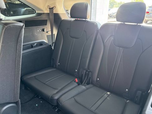 Used 2025 Kia Sorento S AWD/4WD image 14