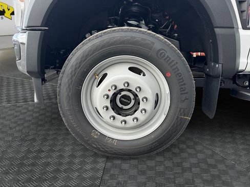 New 2026 Ford F450 XL w/ XL Chrome Package image 17