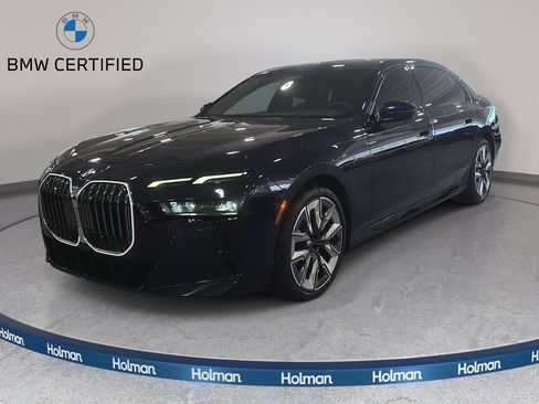 Certified 2023 BMW 760i xDrive AWD/4WD image 1