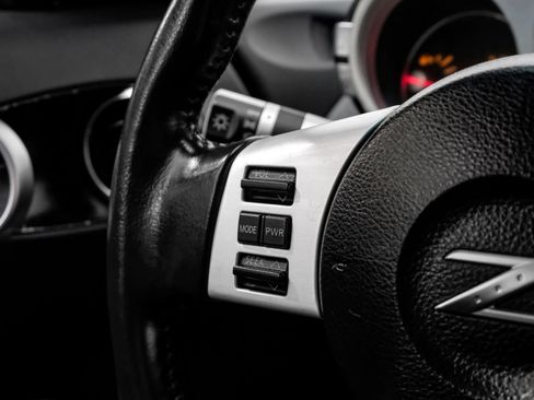 Used 2006 Nissan 350Z Enthusiast image 16
