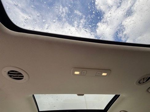 Used 2023 GMC Acadia Denali w/ Denali Ultimate Package image 19