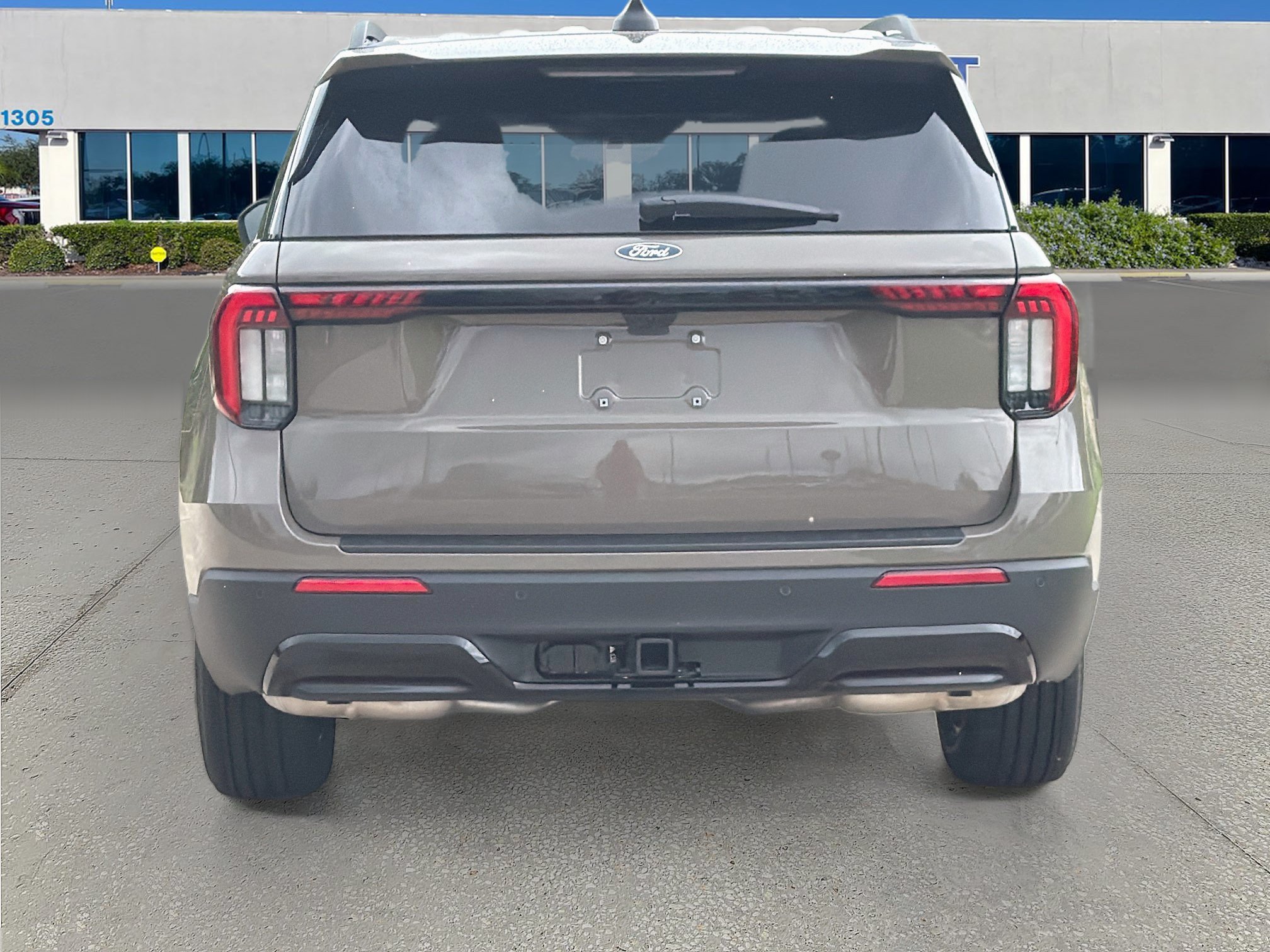 New 2027 Ford Explorer ST-Line RWD image 5