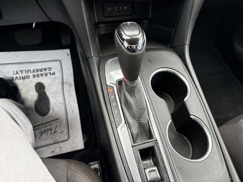 Certified 2020 Chevrolet Equinox LT w/ Driver Convenience Package image 15