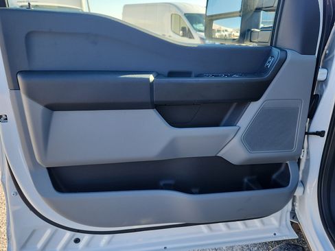 New 2026 Ford F350 XL w/ XL Chrome Package image 8