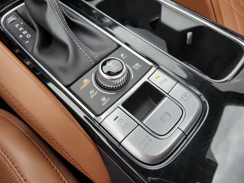 Used 2024 Kia Telluride SX Prestige X-Pro AWD/4WD image 13