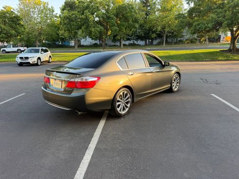 Used 2014 Honda Accord Sport image 24