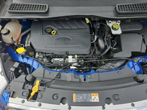 Used 2017 Ford Escape SE FWD image 19