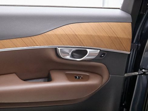 Certified 2023 Volvo XC90 T8 Plus w/ Protection Package image 24