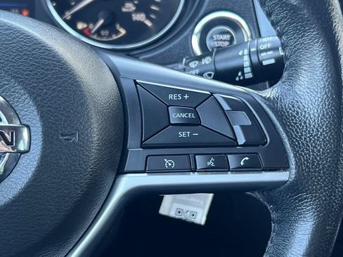 Used 2019 Nissan Rogue SV AWD/4WD image 27