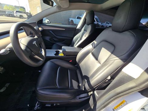 Used 2021 Tesla Model 3 Standard Range Plus RWD image 25