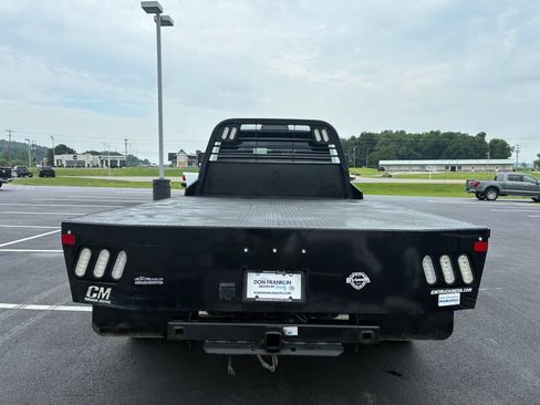 Used 2024 RAM 4500 Tradesman w/ Chrome Appearance Group AWD/4WD image 3