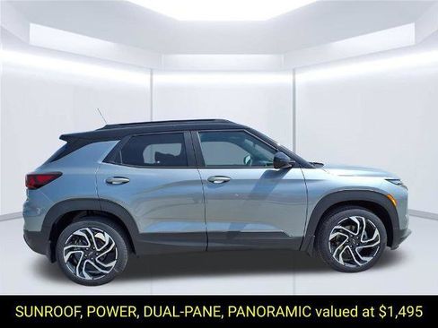 New 2026 Chevrolet TrailBlazer RS w/ Convenience Package FWD image 2