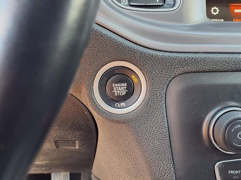 Certified 2023 Dodge Charger GT image 13