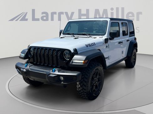 Used 2023 Jeep Wrangler Unlimited AWD/4WD image 1