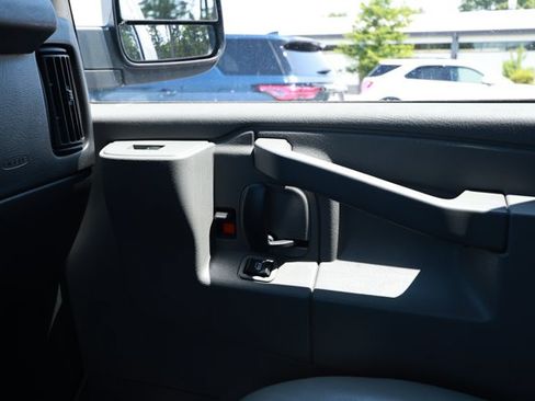 Used 2021 Chevrolet Express 2500 w/ Communications Package RWD image 25