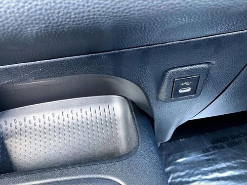 Used 2023 Toyota Corolla LE image 15