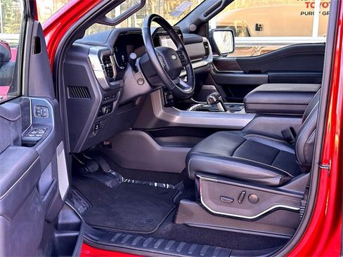 Used 2024 Ford F150 Lariat w/ Tow/Haul Package image 10