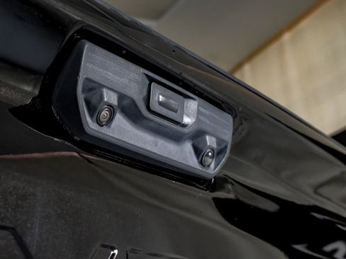 Used 2021 Chevrolet Silverado 2500 Custom w/ Custom Value Package AWD/4WD image 46