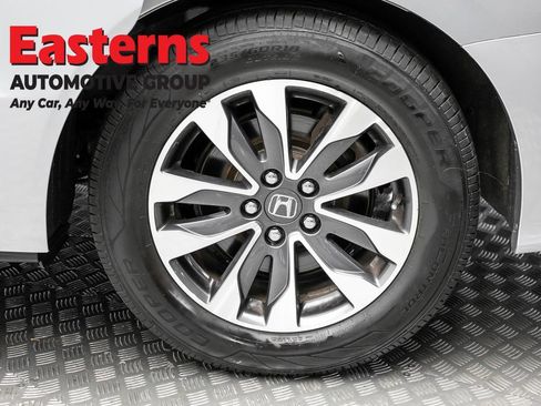 Used 2023 Honda Odyssey EX-L image 8