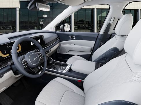 New 2026 Kia Carnival EX FWD image 17