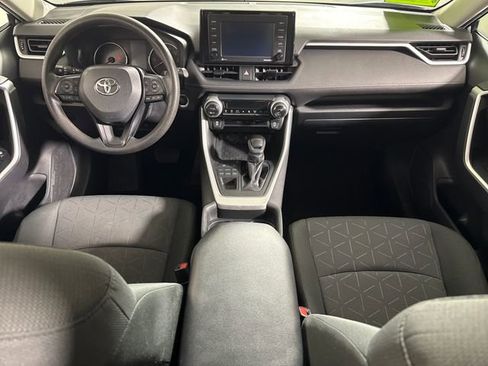 Used 2021 Toyota RAV4 XLE AWD/4WD image 22