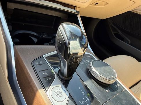 Used 2021 BMW 330i Sedan w/ Convenience Package image 21