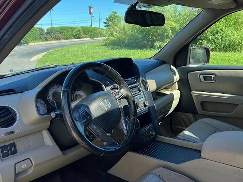 Used 2013 Honda Pilot Touring image 11
