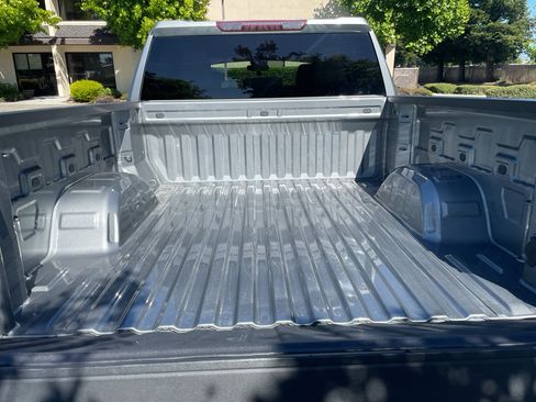 Used 2023 GMC Sierra 1500 Elevation AWD/4WD image 8