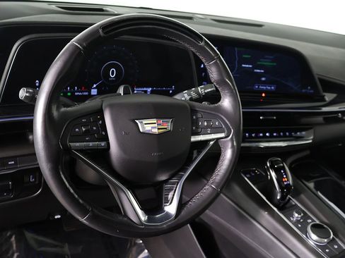 Used 2023 Cadillac Escalade Sport AWD/4WD image 32