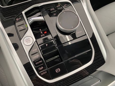 New 2026 BMW X6 xDrive40i image 18