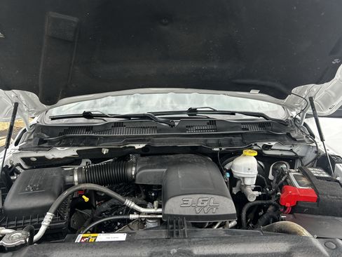 Used 2024 RAM 1500 Warlock AWD/4WD image 10