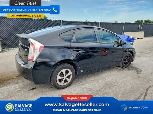 Used 2013 Toyota Prius Two FWD image 4