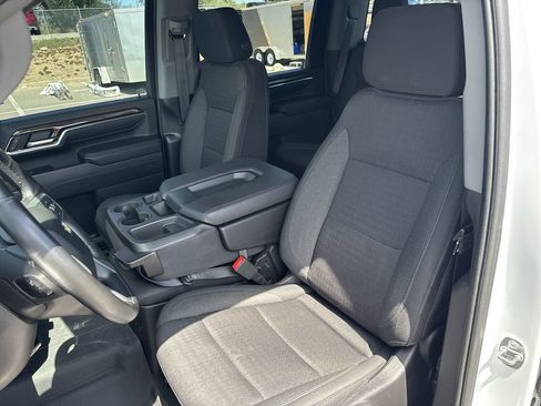 Used 2024 Chevrolet Silverado 2500 LT w/ Convenience Package AWD/4WD image 22