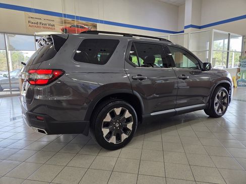 New 2026 Honda Pilot Elite image 4