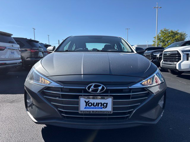 Used 2019 Hyundai Elantra SE w/ Cargo Package FWD image 2