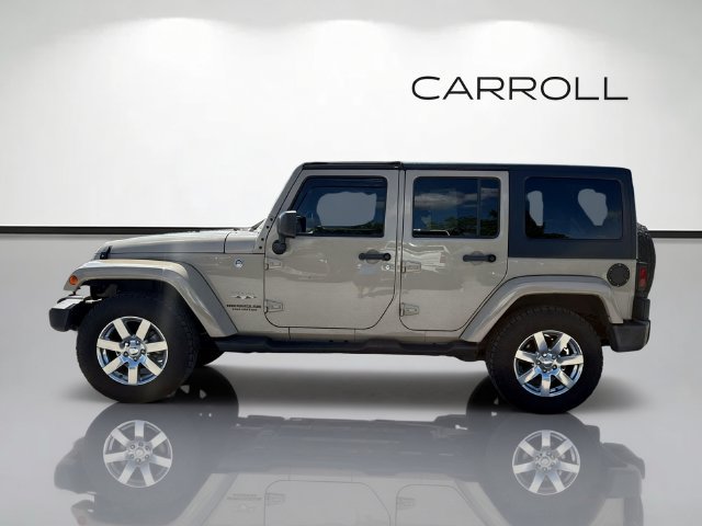 Used 2016 Jeep Wrangler Unlimited Sahara w/ Dual Top Group AWD/4WD image 6