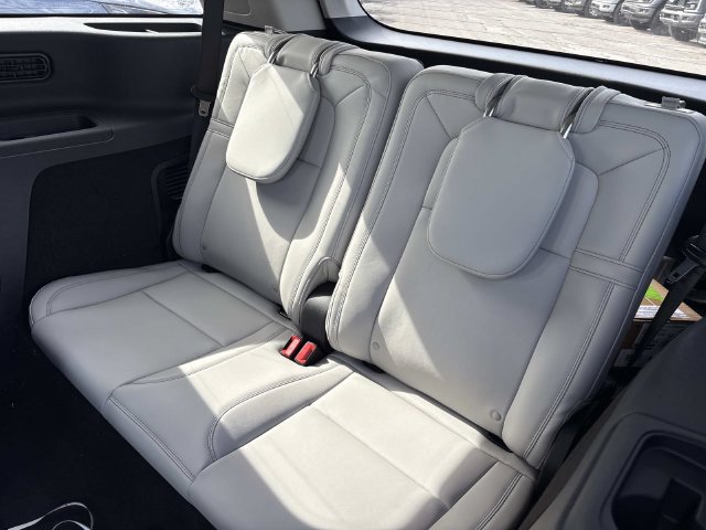 New 2027 Lincoln Aviator Reserve AWD/4WD image 18